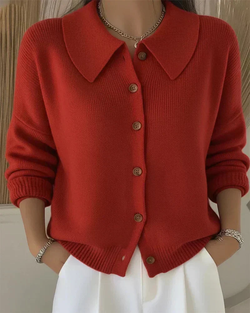 Mathilde | Napillinen Pehmeä Kauluksellinen Cardigan