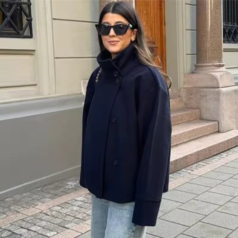 Elise | Ylellinen lyhyt takki kaksoisnapuilla