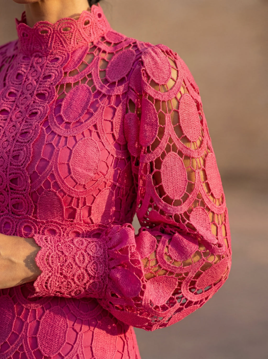 Elegantti Silkkimekko Carmona – Maison Claire et Sylvie