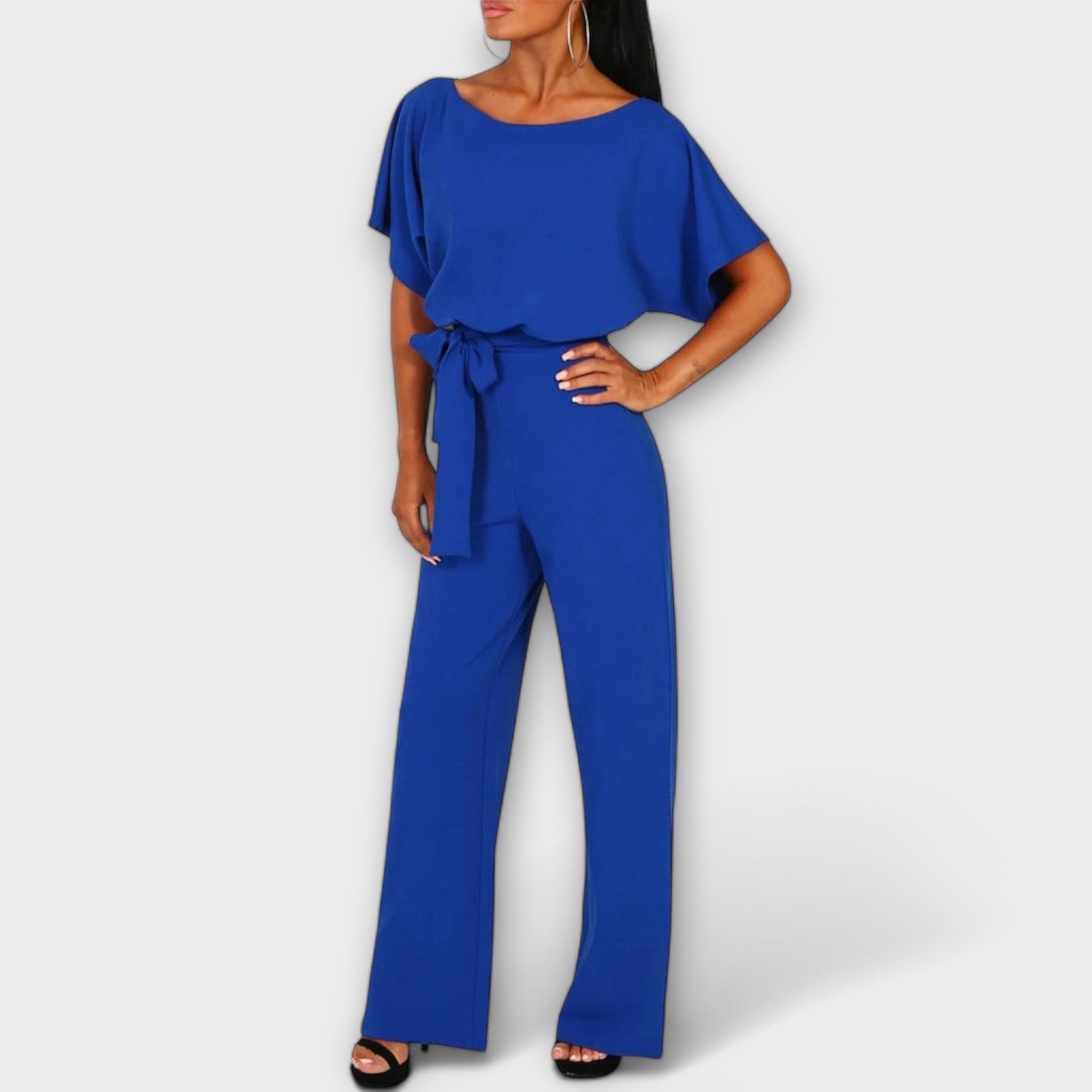 Elegantti ja minimalistinen haalari