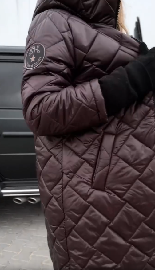 Martina | Tyylikäs, vuorattu untuvatakki hupulla